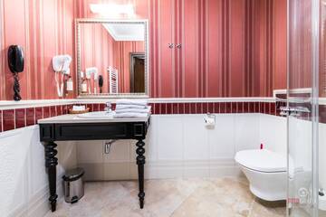 Фото номера Трехместный номер Делюкс Отель Hotel St. Bruno г. Гижицко 3