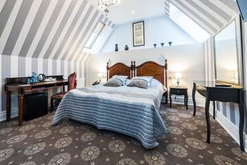 Фото номера Lux King Room Отель Hotel St. Bruno г. Гижицко 5